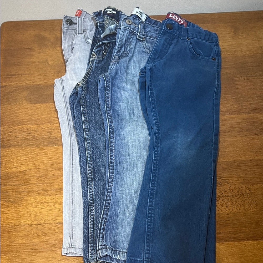 Levi's & old Navy kids jeans Size 4-5Y